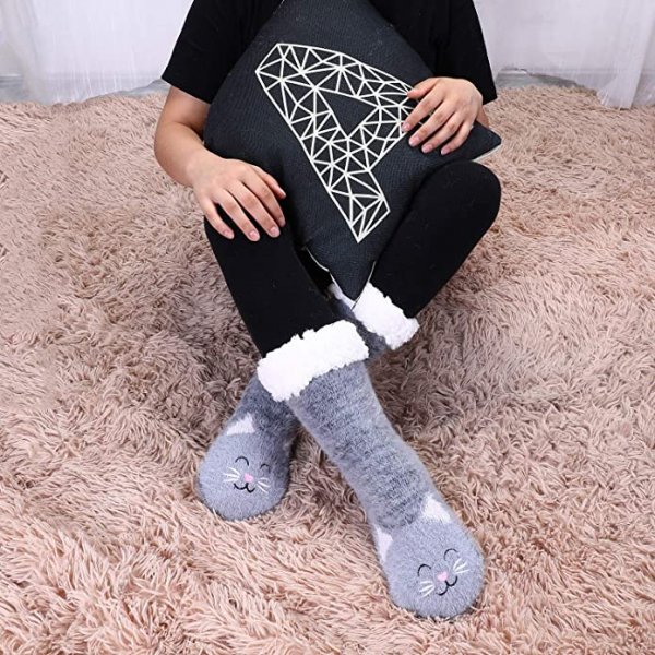 Women’s Fuzzy Slipper Socks With Grippers Cozy Warm Cute Animal Gifts (1 Pairs)